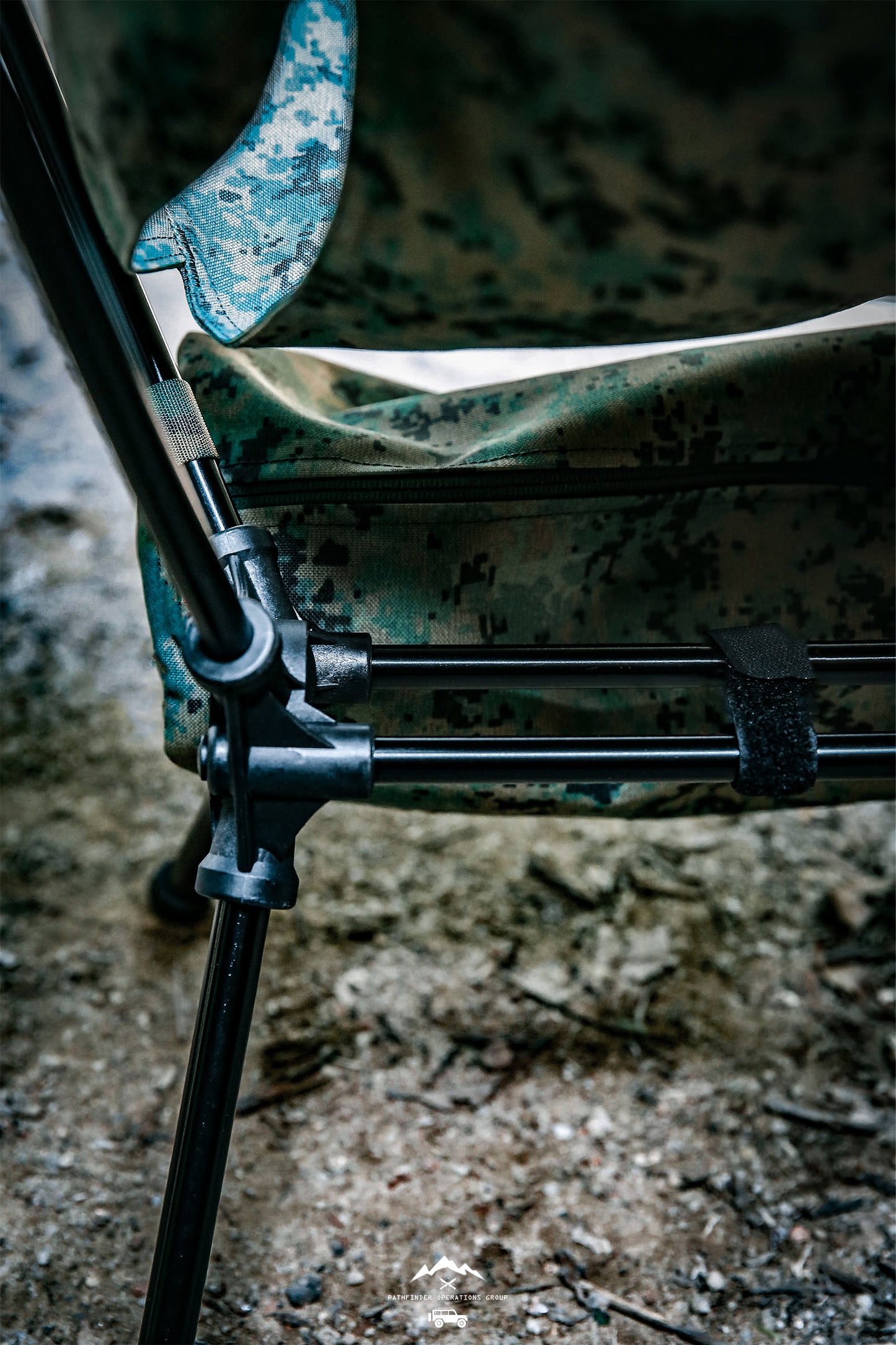PATHFINDER FIELD CHAIR